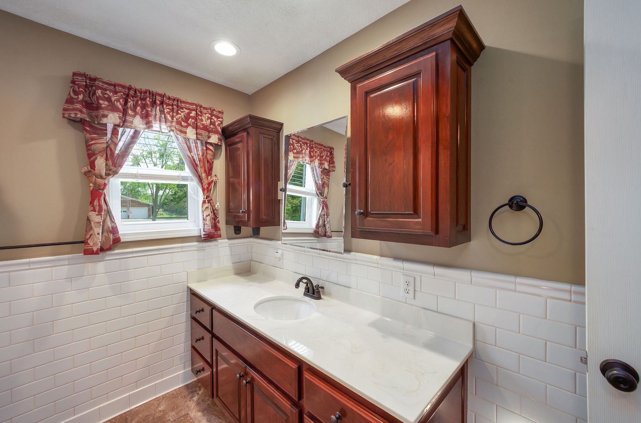 5280 Highway 100, W Property Photo 29