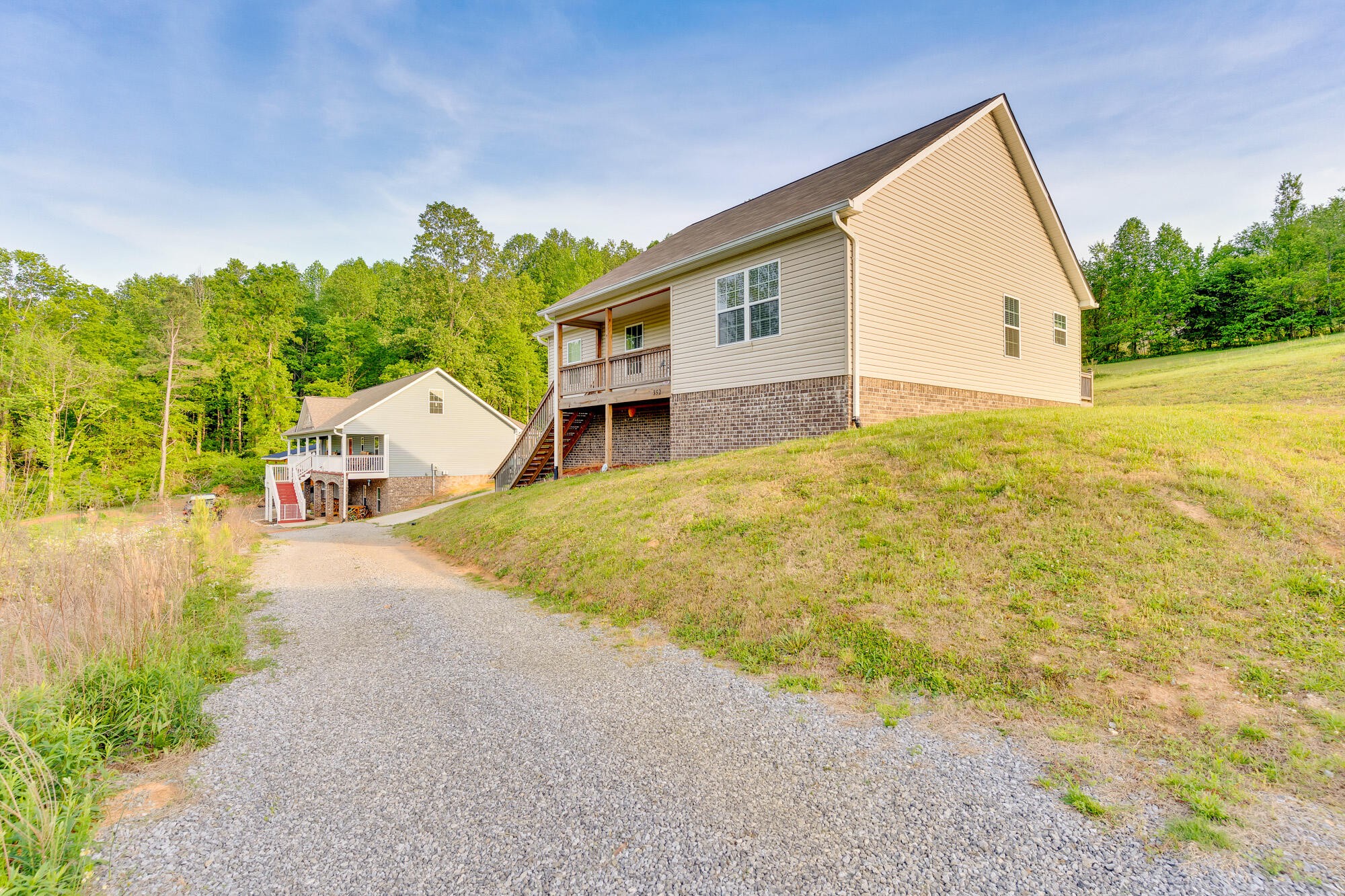 352 Hungry Hollow Road, Se Property Photo 1