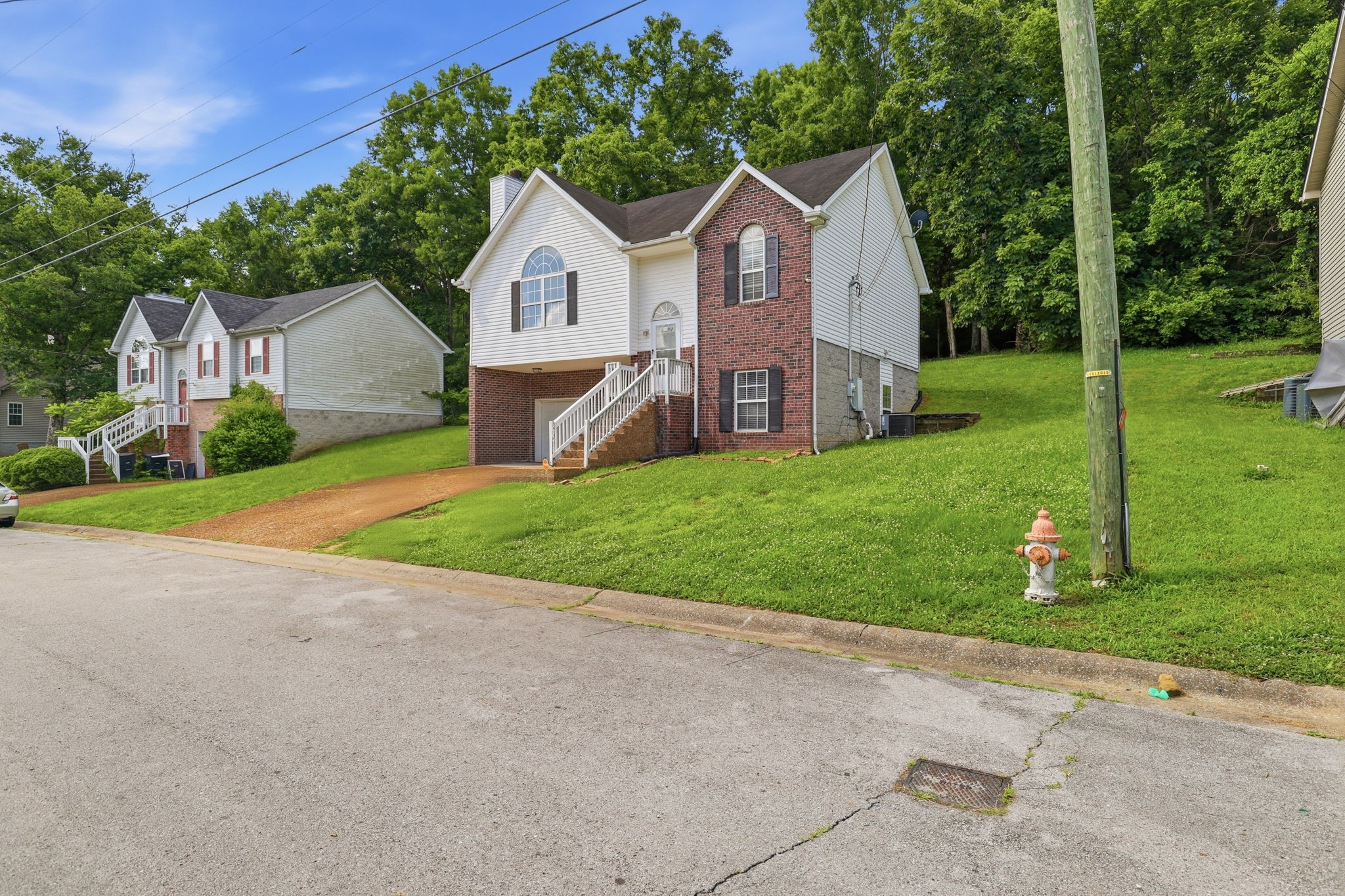 4229 Kevinwood Ct Property Photo 2