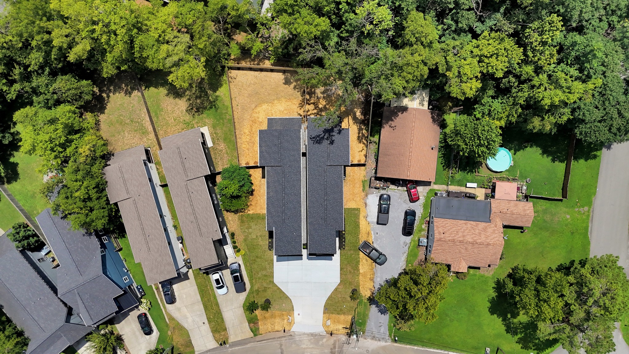 412 E Bend Dr Property Photo 46