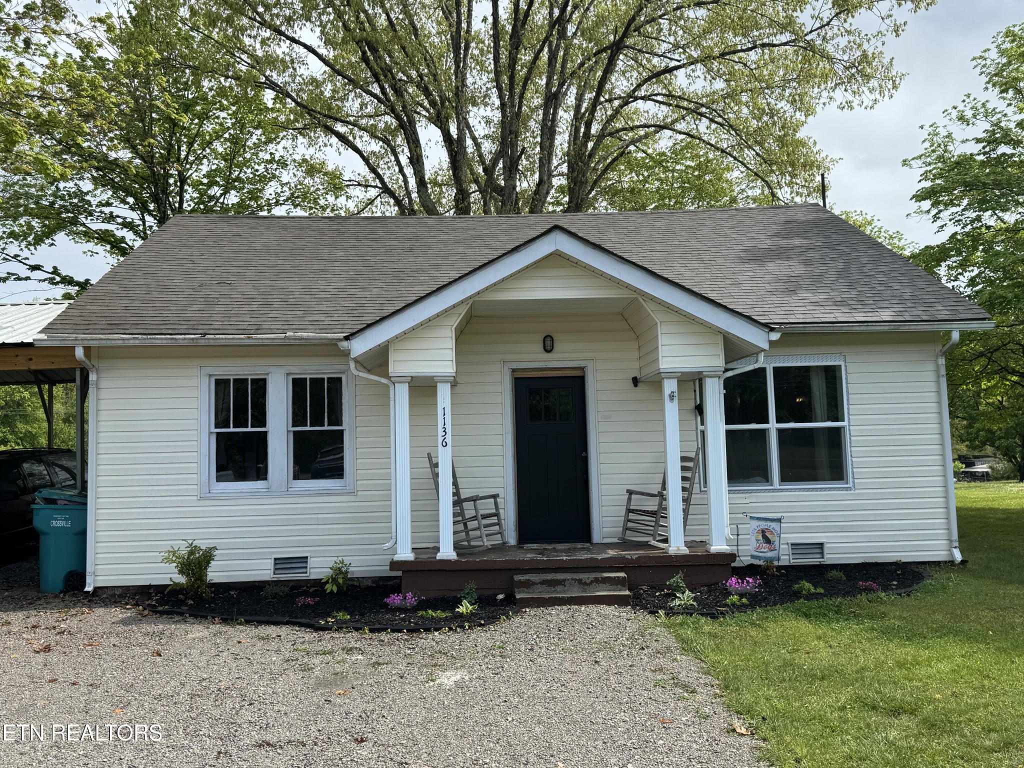1136 Highway 70 E