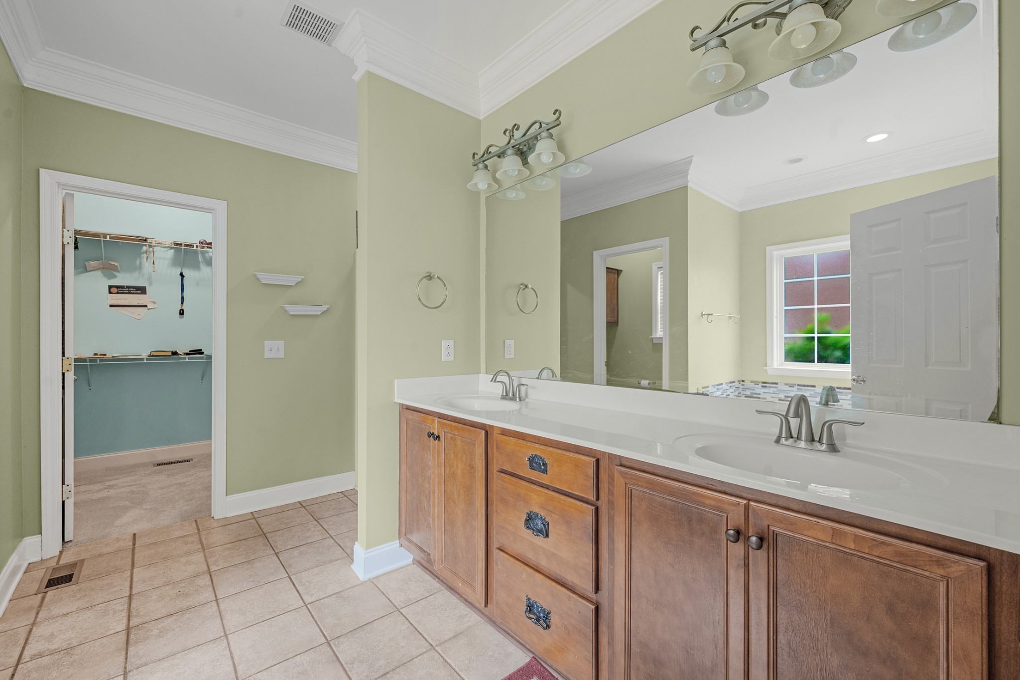 1329 Balson Dr Property Photo 19