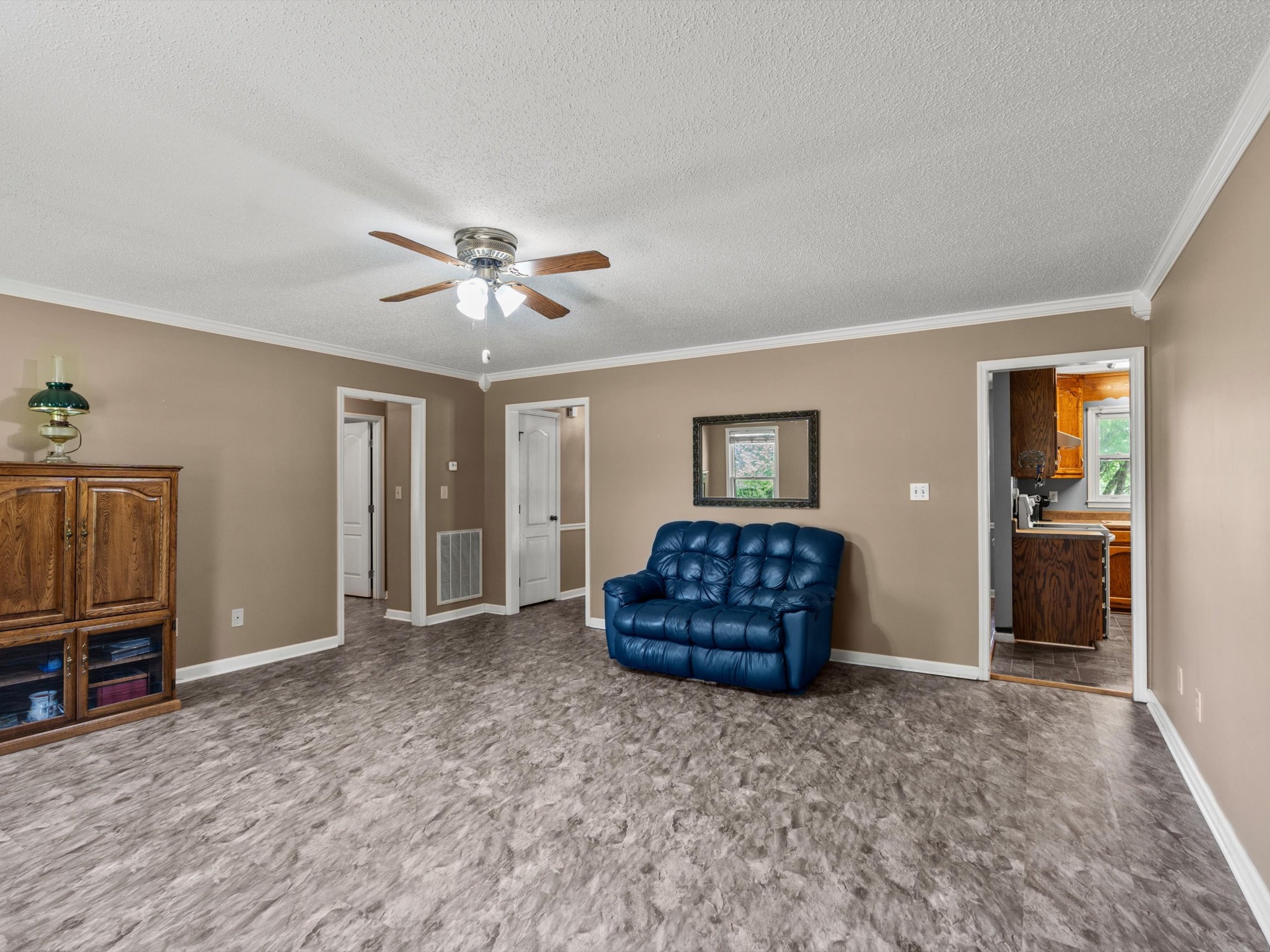 6934 Old Railroad Bed Rd Property Photo 5
