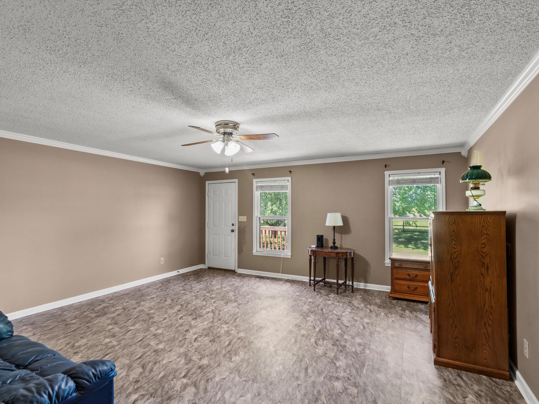 6934 Old Railroad Bed Rd Property Photo 7