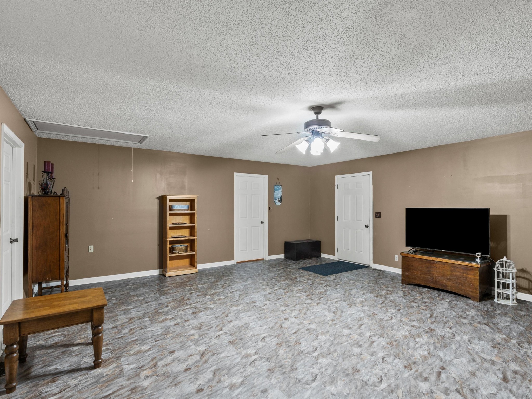 6934 Old Railroad Bed Rd Property Photo 25