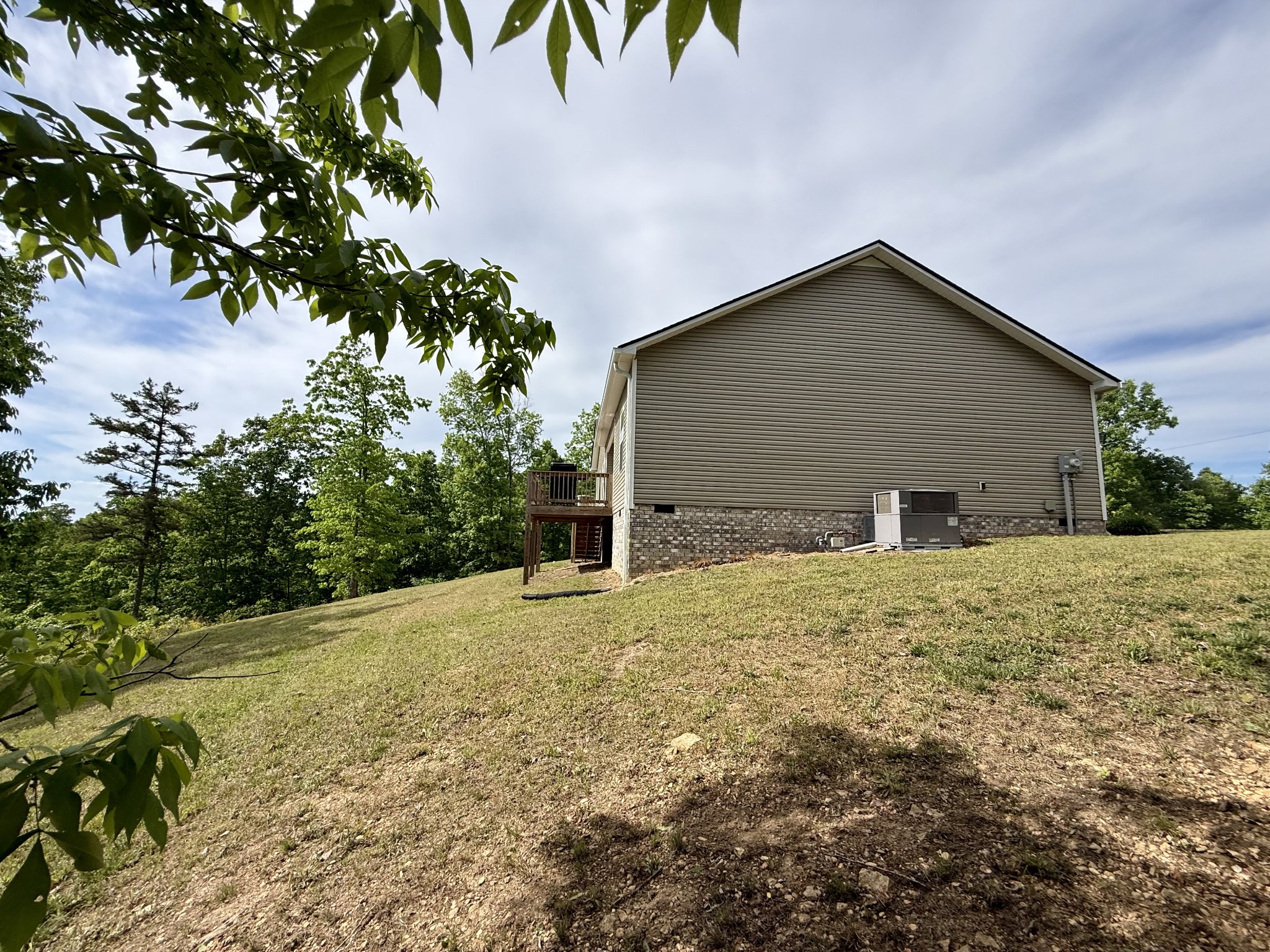 131 Gatlyn Ln Property Photo 4