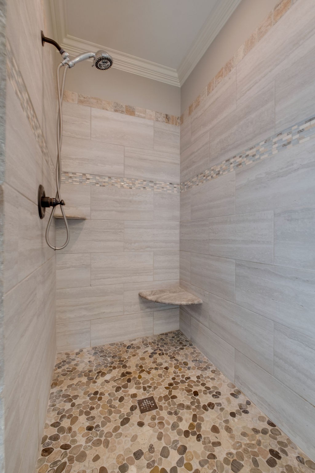 902 Larkspur Ln Property Photo 30