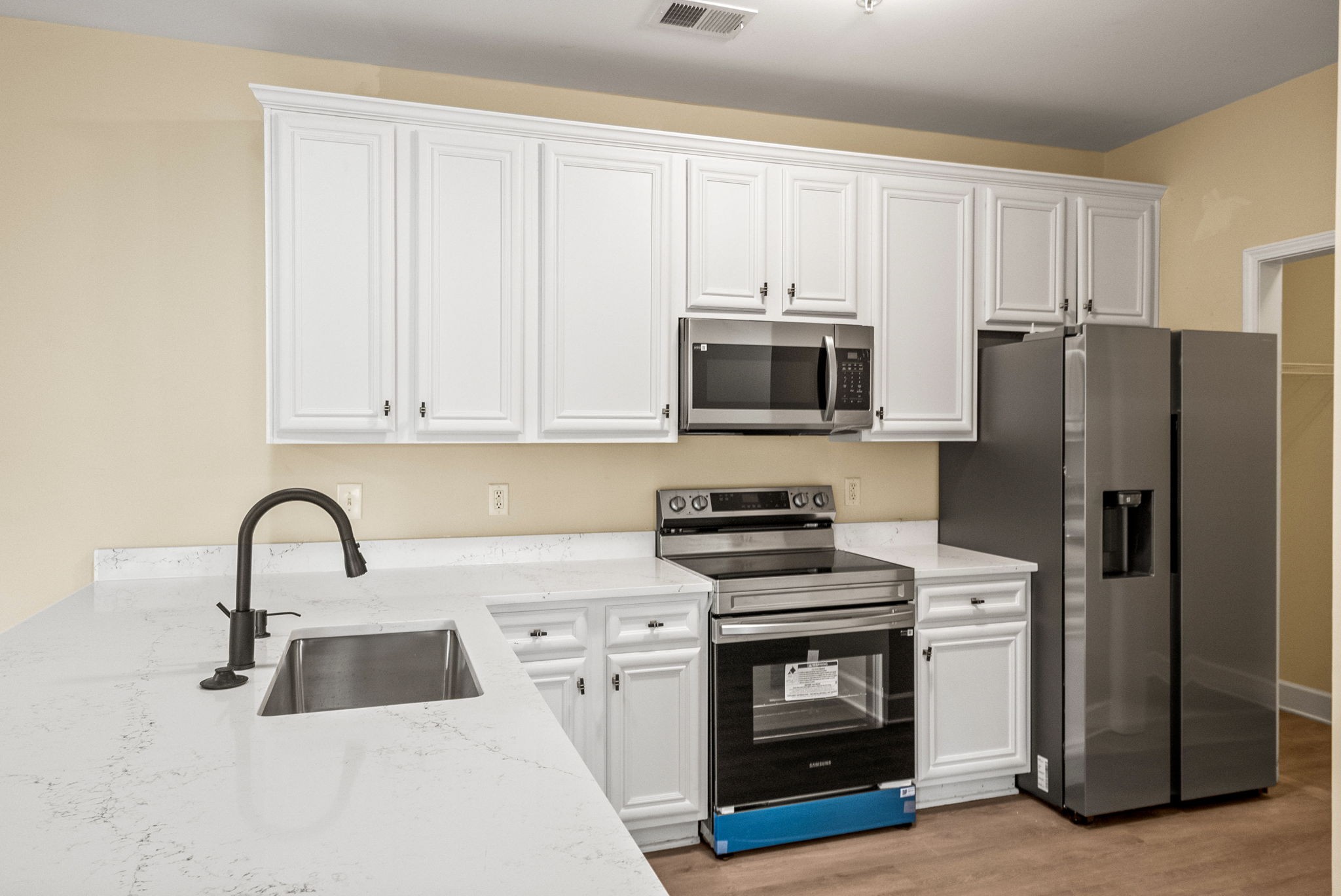 8501 Burnham Ln Property Photo 12