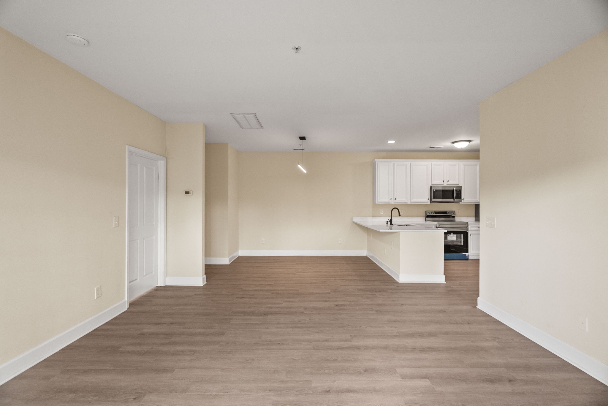 8501 Burnham Ln Property Photo 28