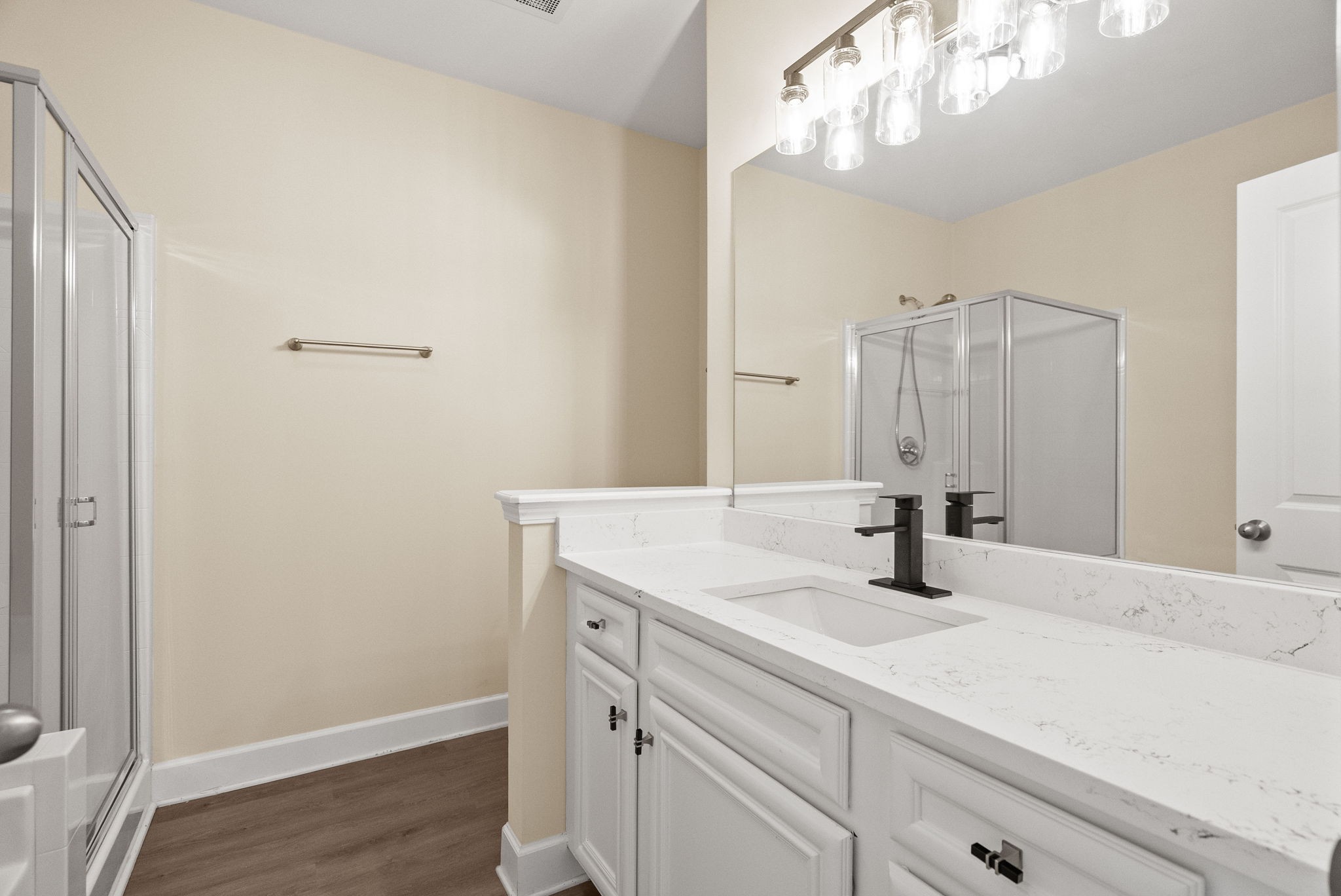 8501 Burnham Ln Property Photo 33