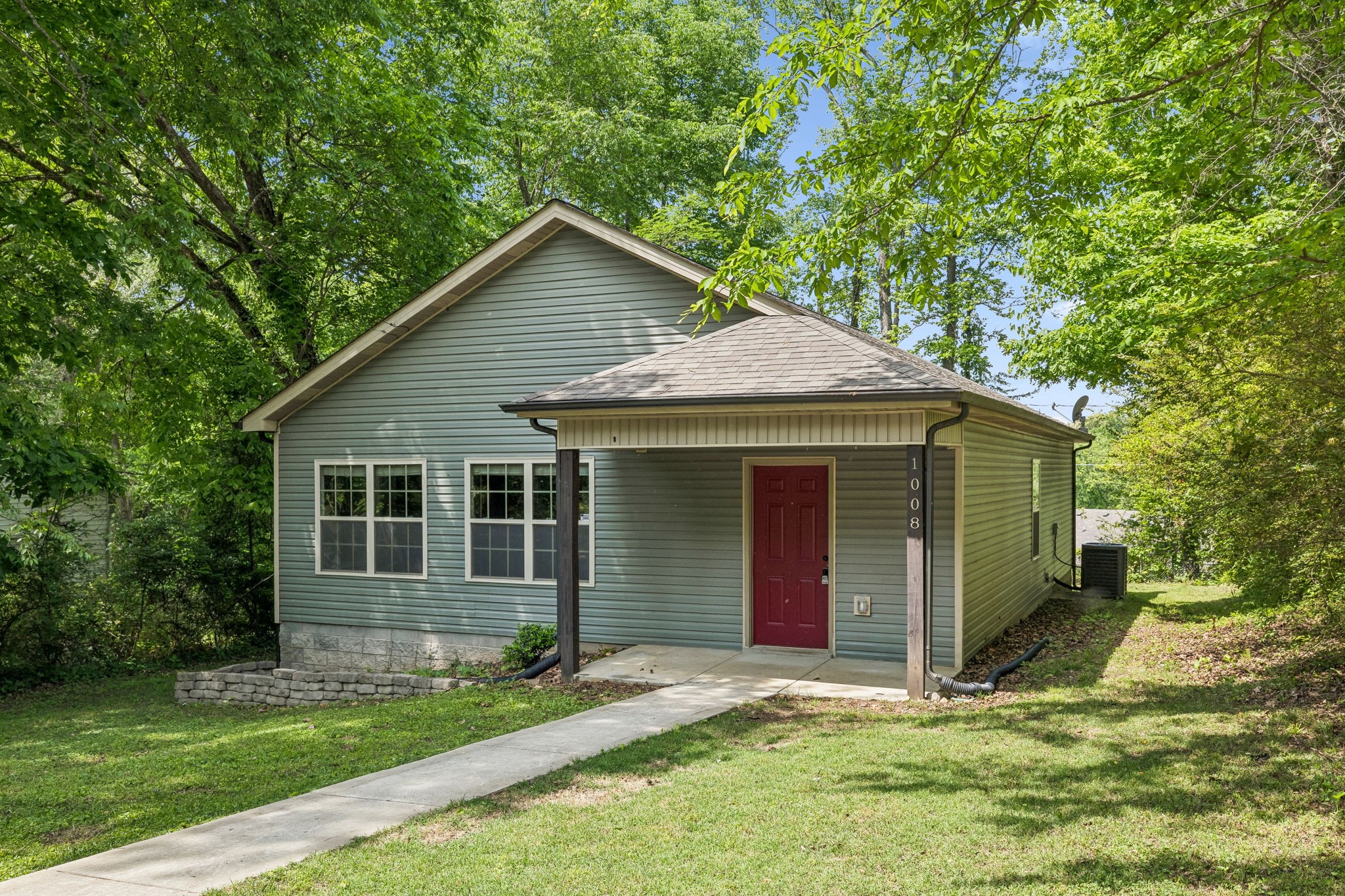 1008 Swift Dr