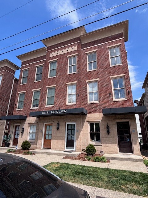 2112 Acklen Ave Property Photo 1