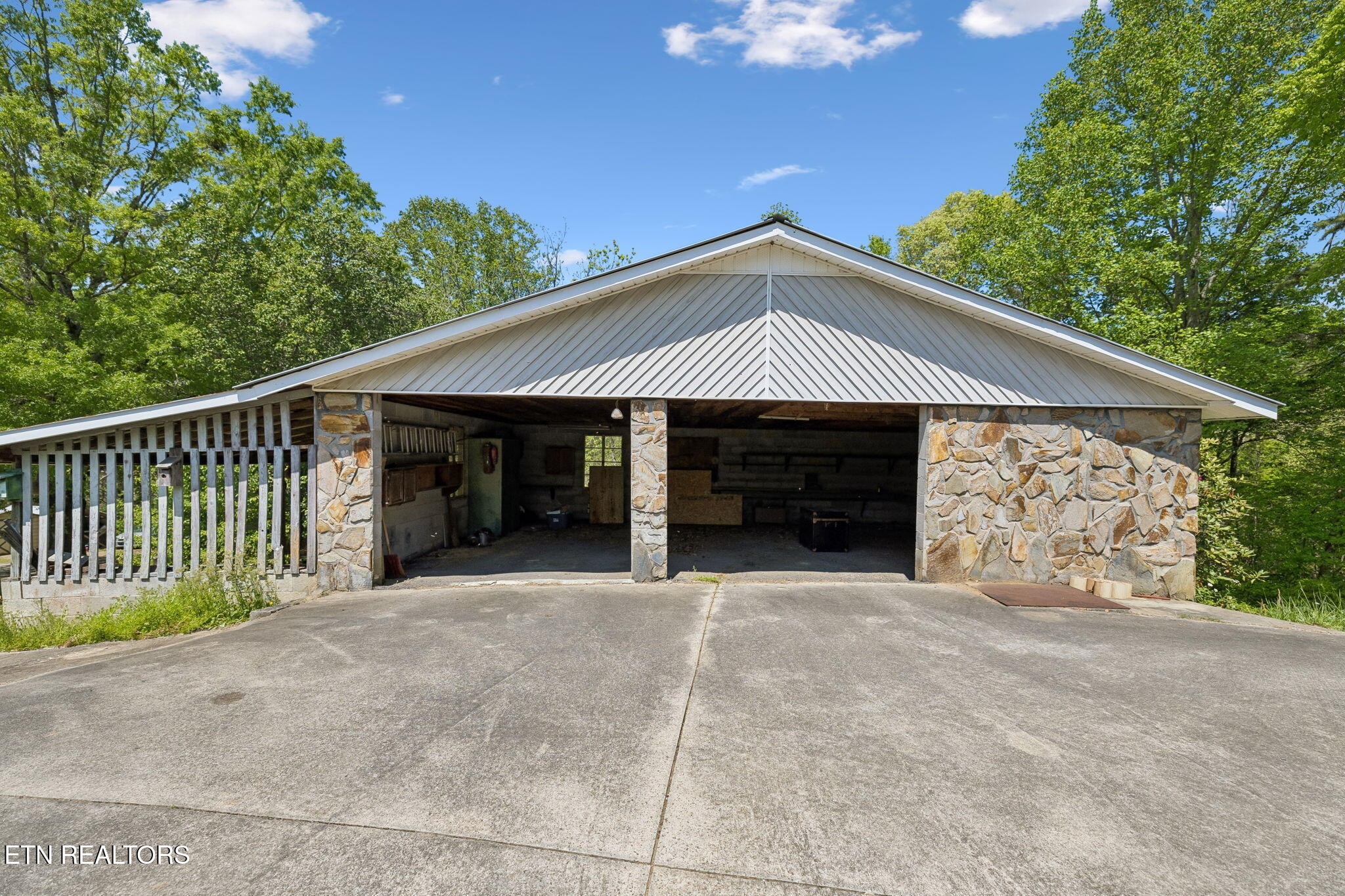 259 Appalachia Dam Rd Property Photo 5