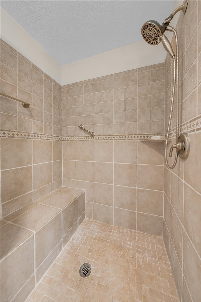615 Seaton Dr Property Photo 31