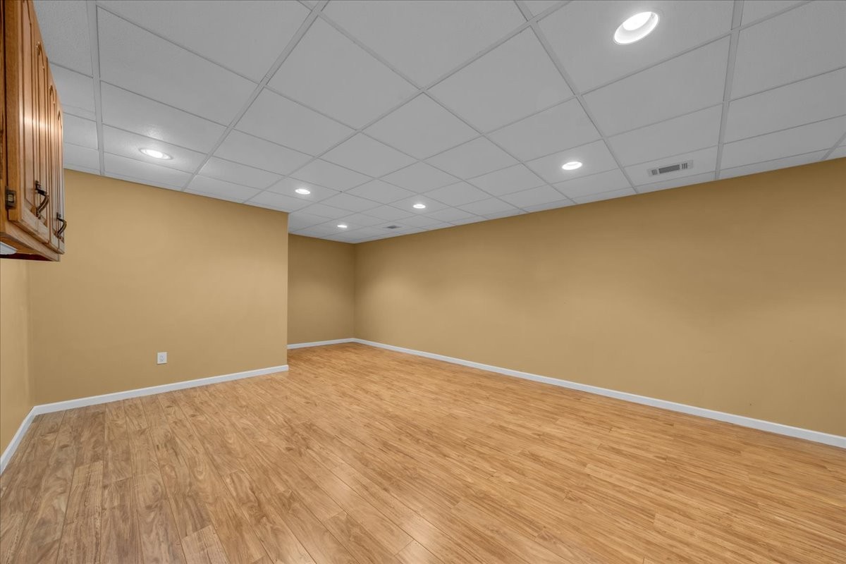 615 Seaton Dr Property Photo 44