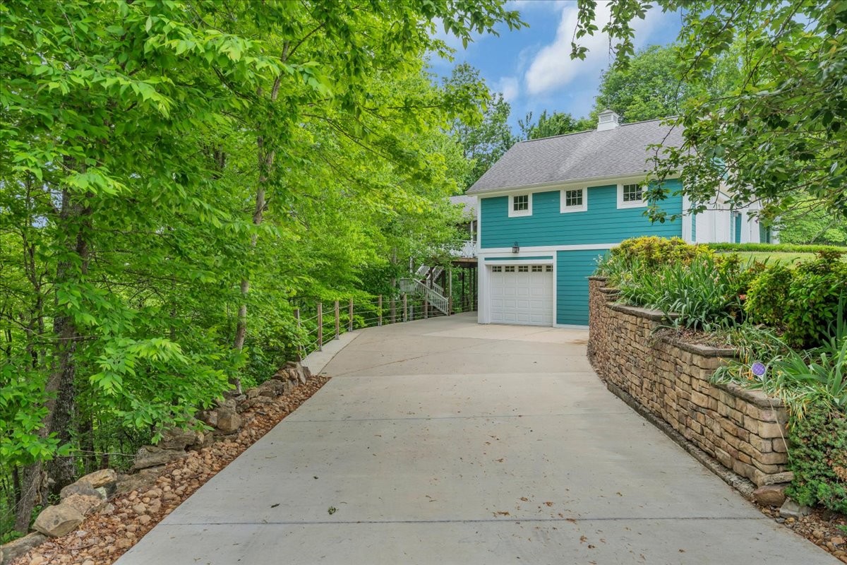 615 Seaton Dr Property Photo 61