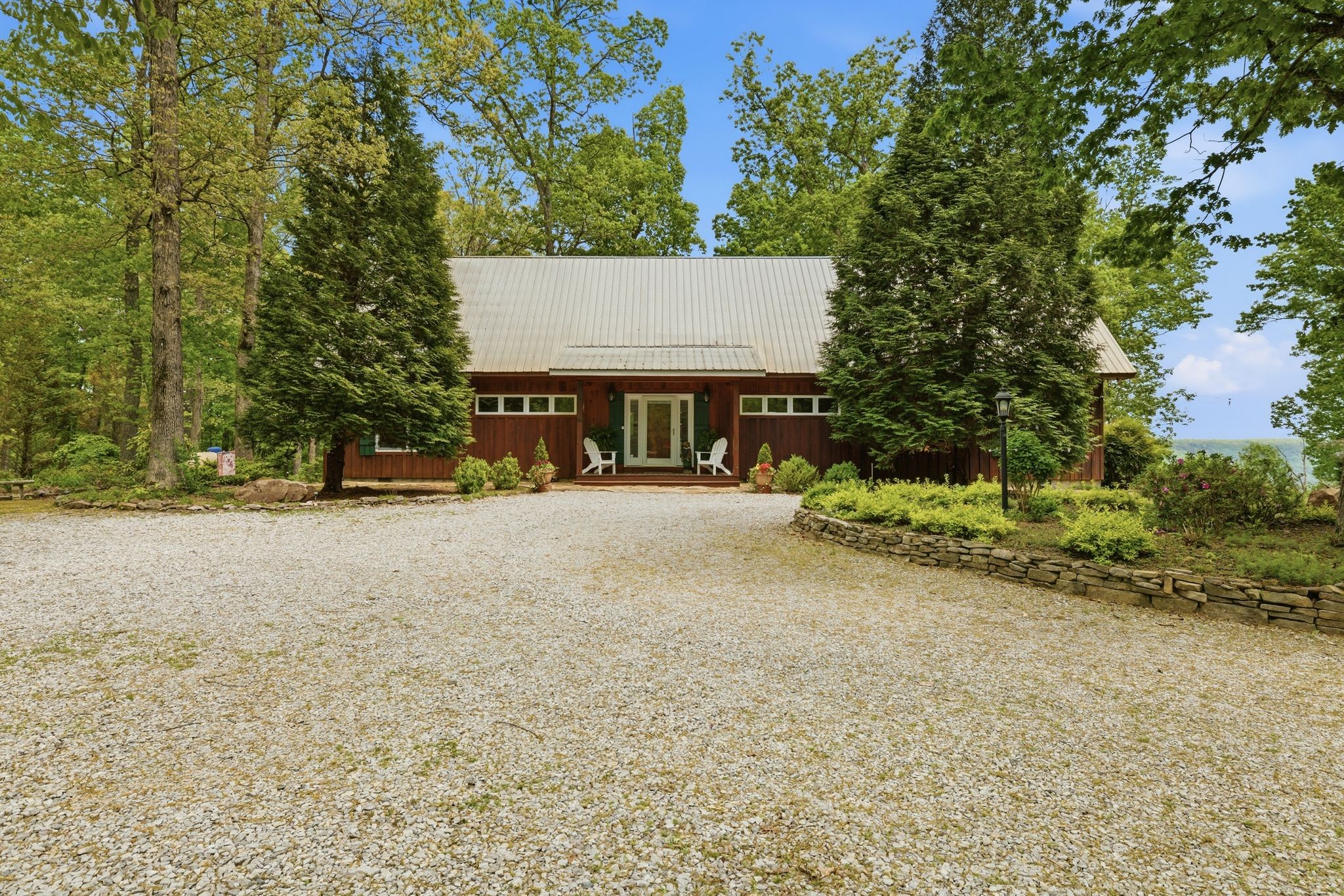 1233 Oliver Dr