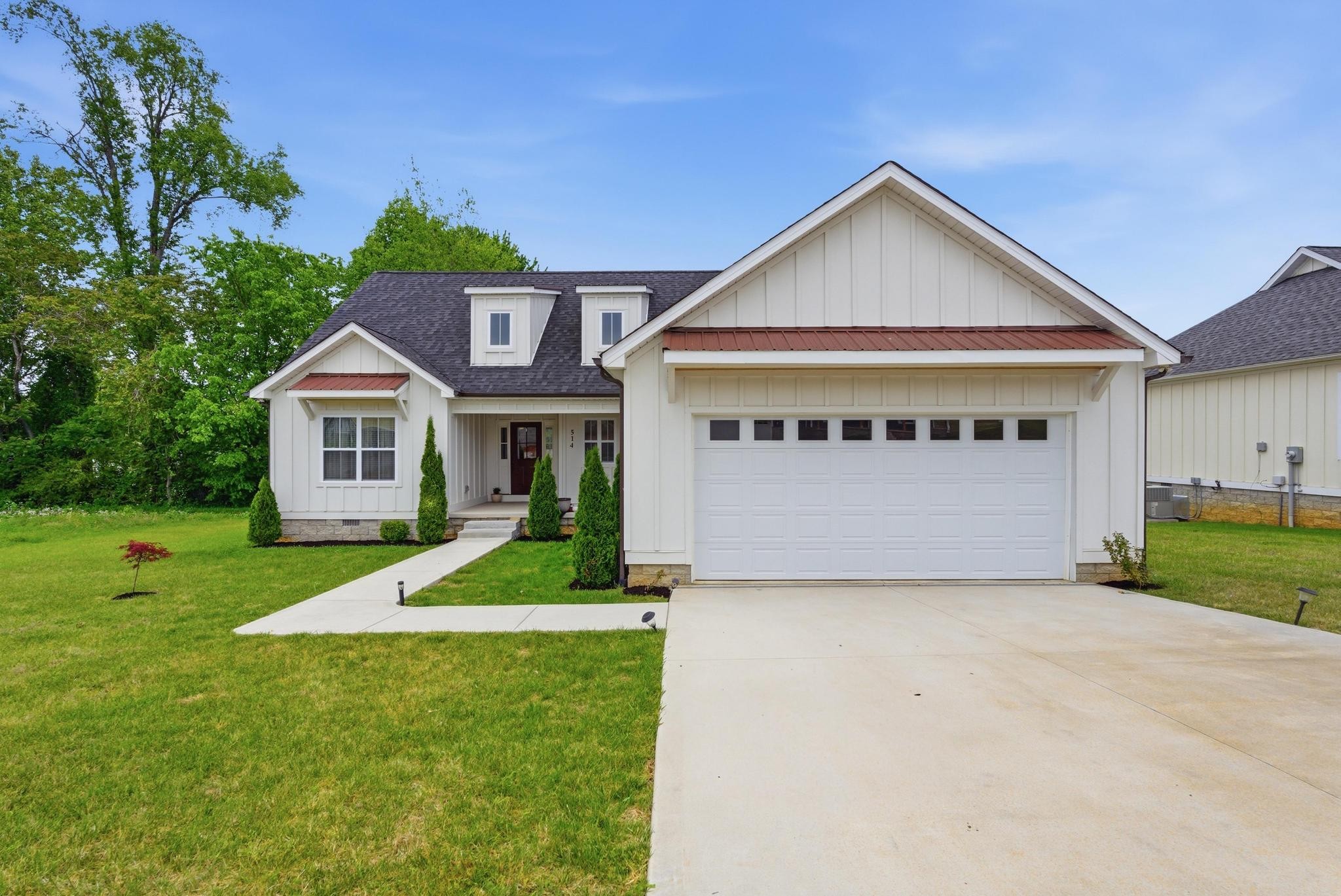 514 Cottage Way Property Photo 1