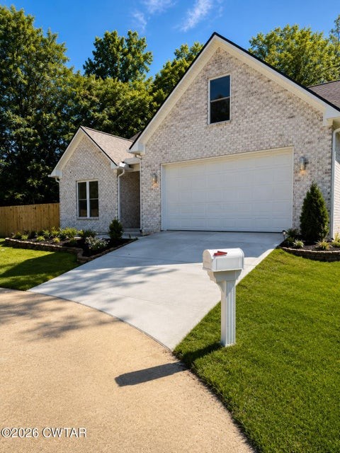 25 Weatherstone Dr Property Photo 1