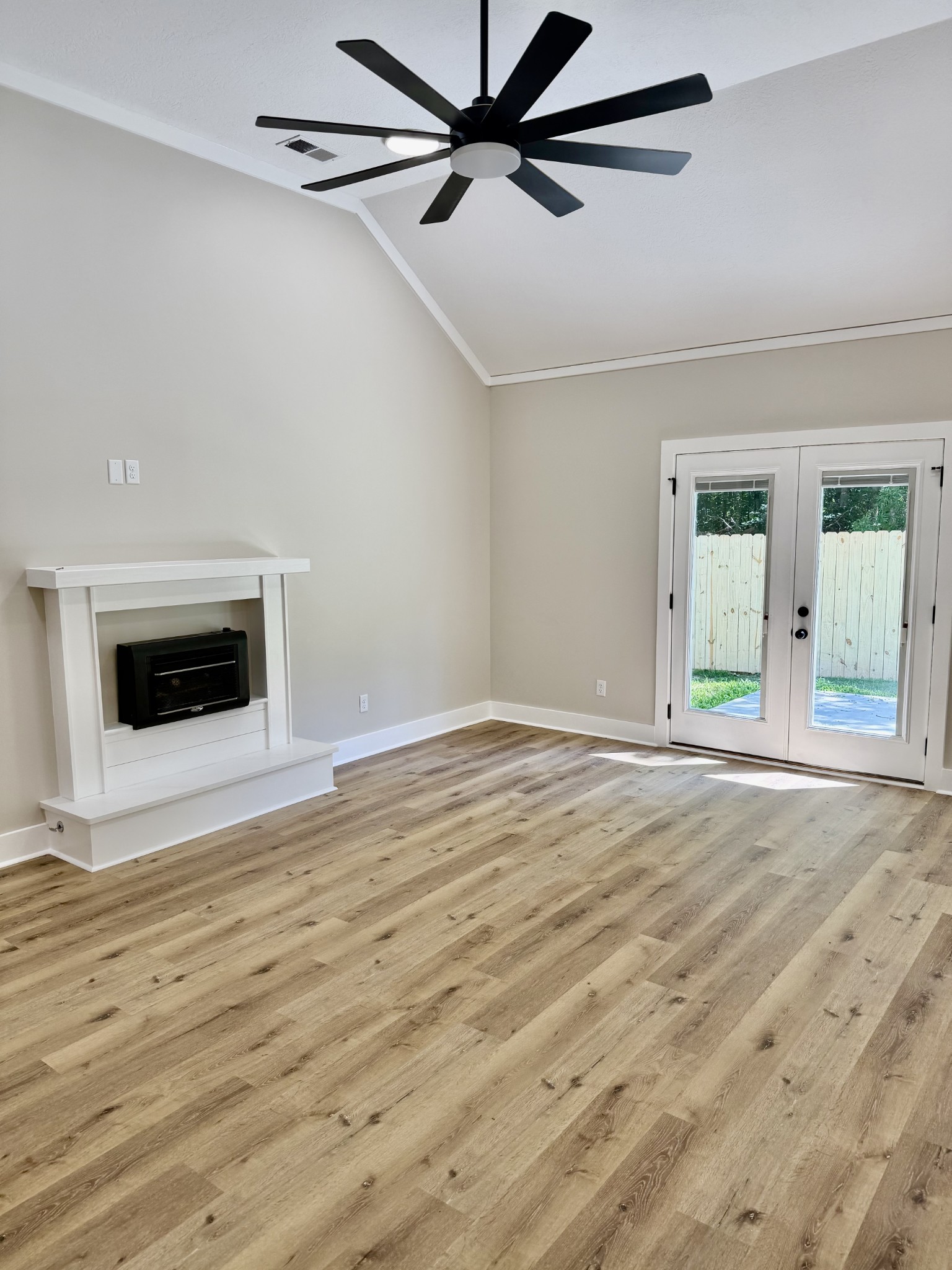 25 Weatherstone Dr Property Photo 8