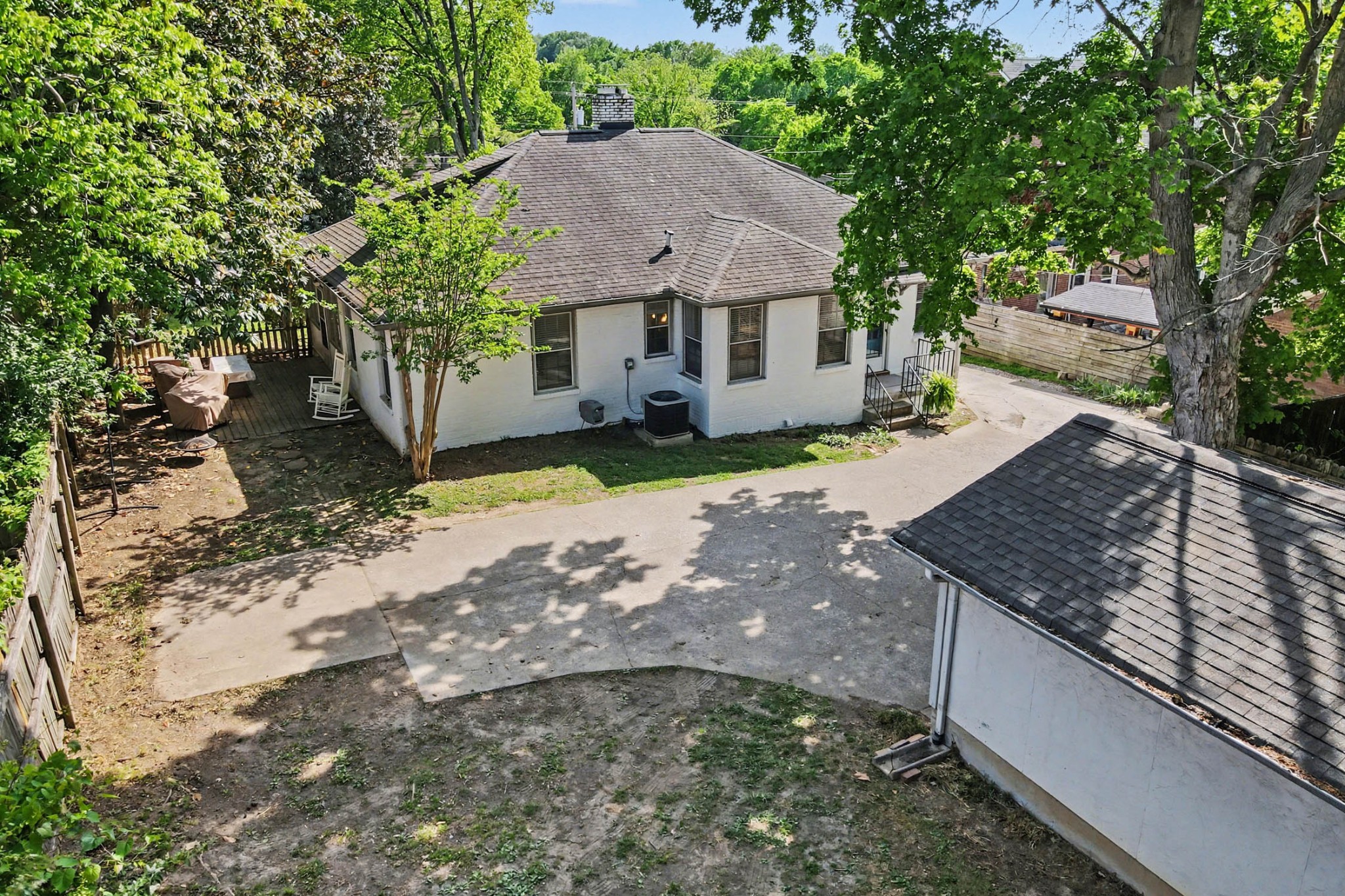 703 5th Ave, W Property Photo 31