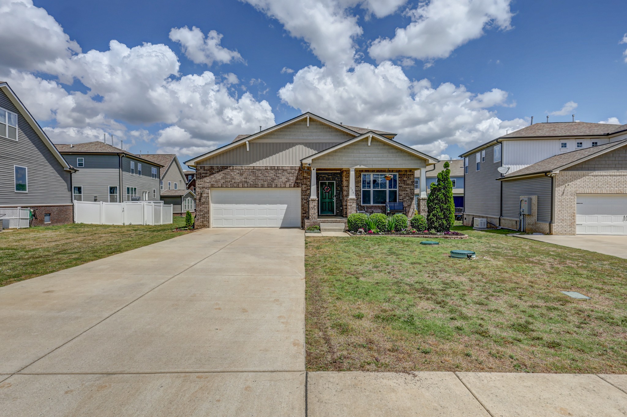 336 Disley Way Property Photo 4