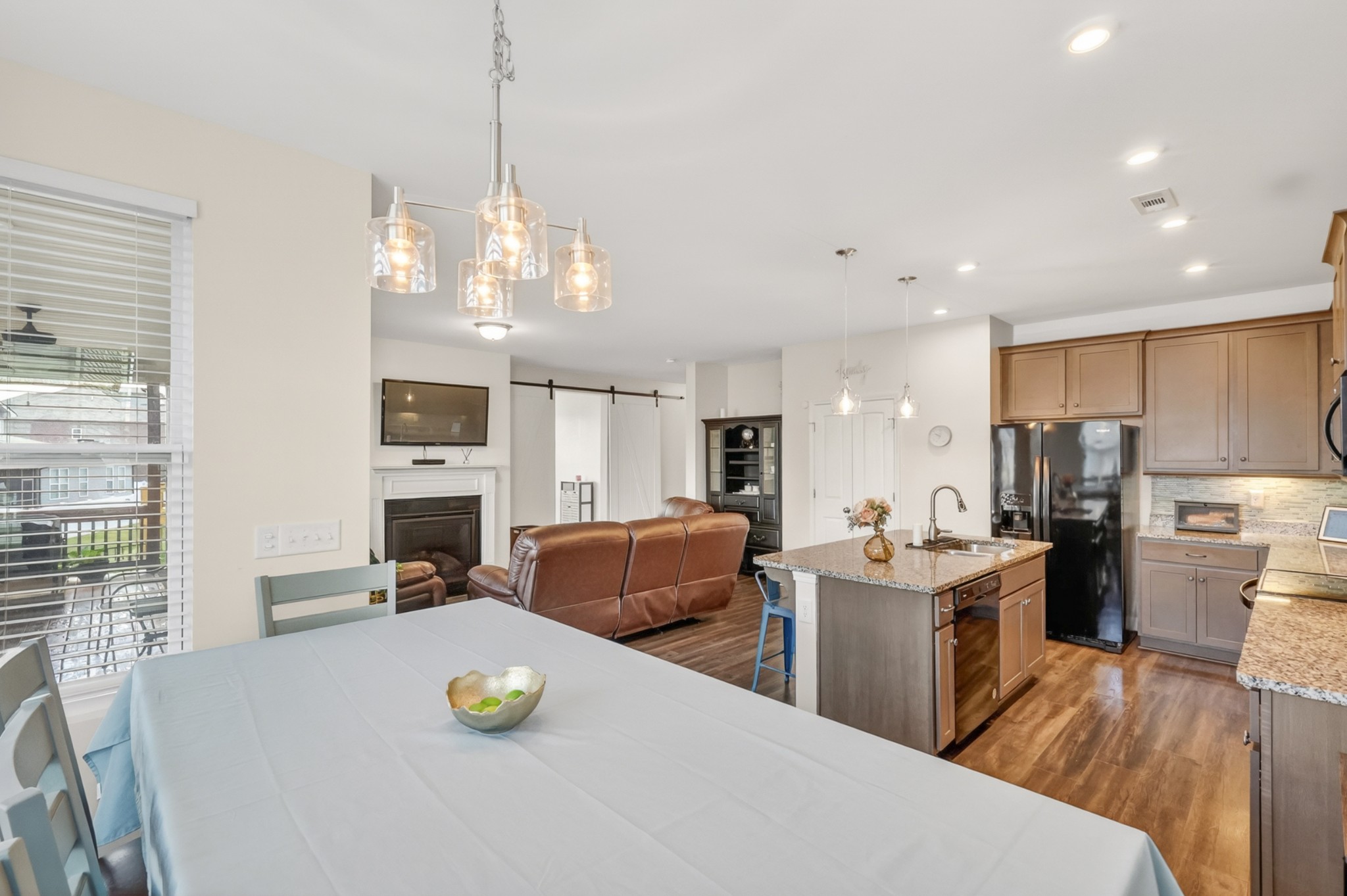 336 Disley Way Property Photo 16