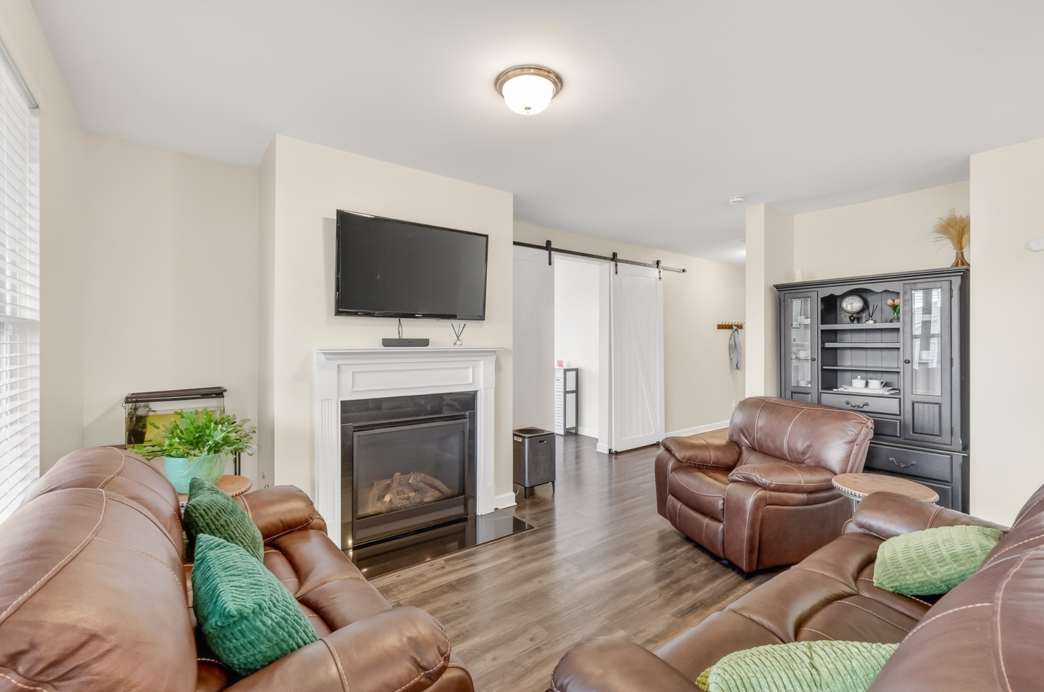 336 Disley Way Property Photo 18