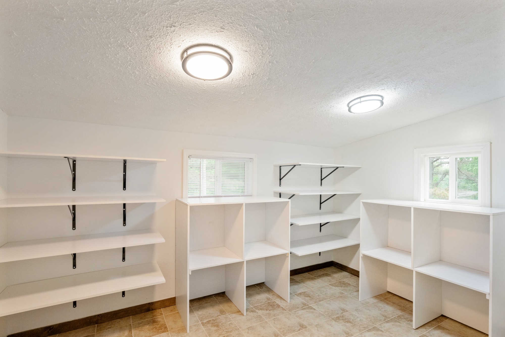 2827 Chapel Hill Rd Property Photo 14