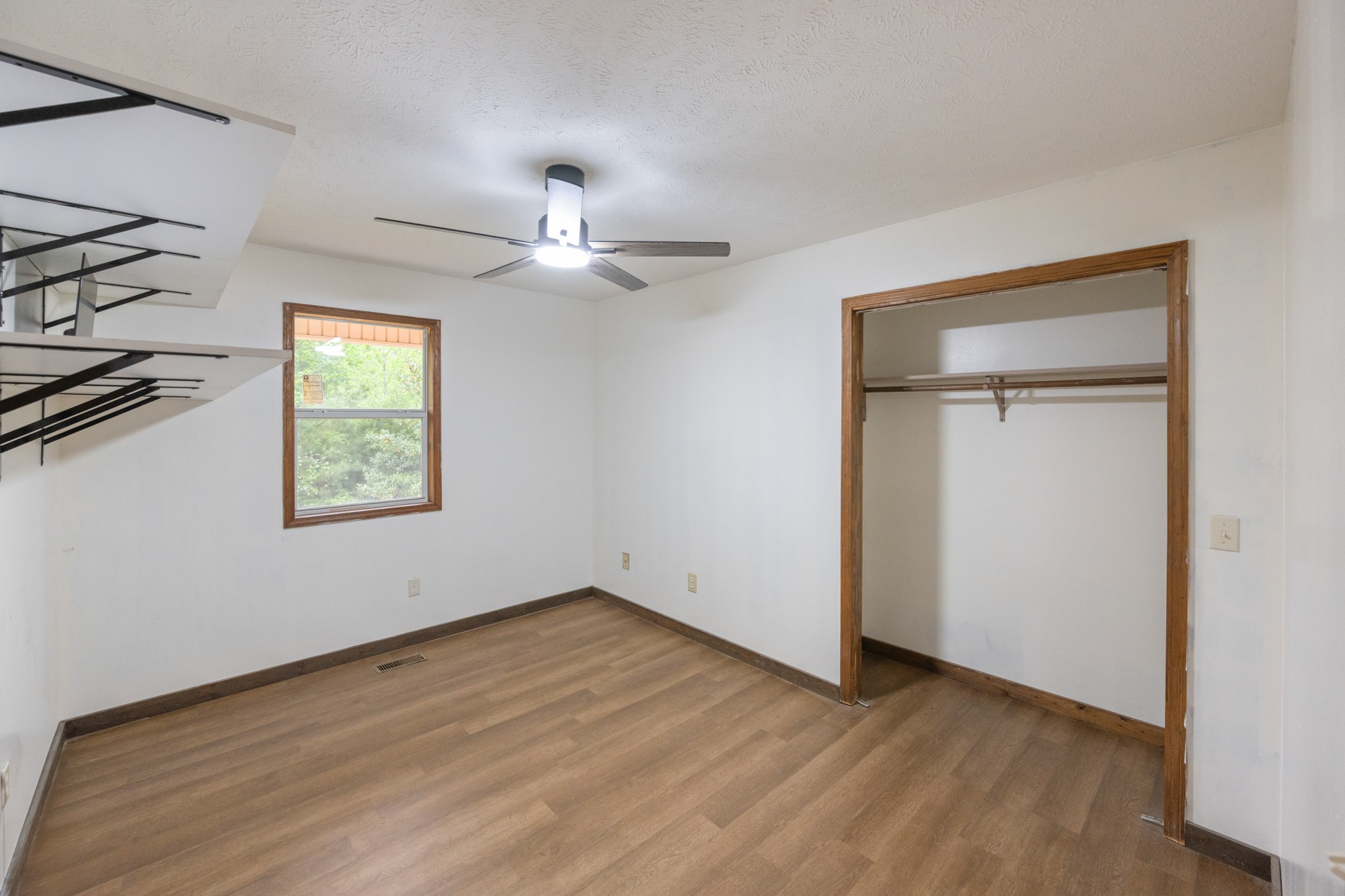 2827 Chapel Hill Rd Property Photo 18