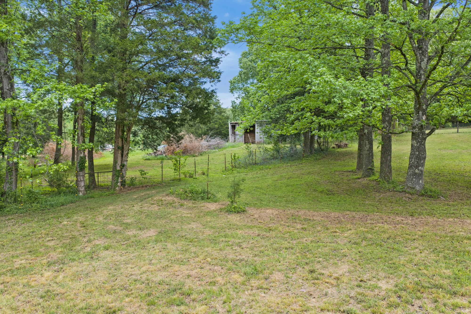 2827 Chapel Hill Rd Property Photo 26