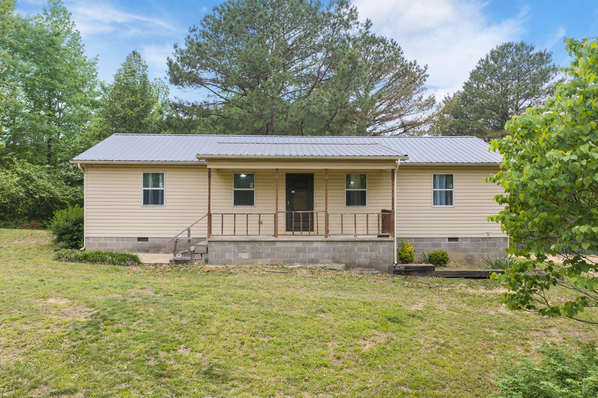 2827 Chapel Hill Rd Property Photo 37