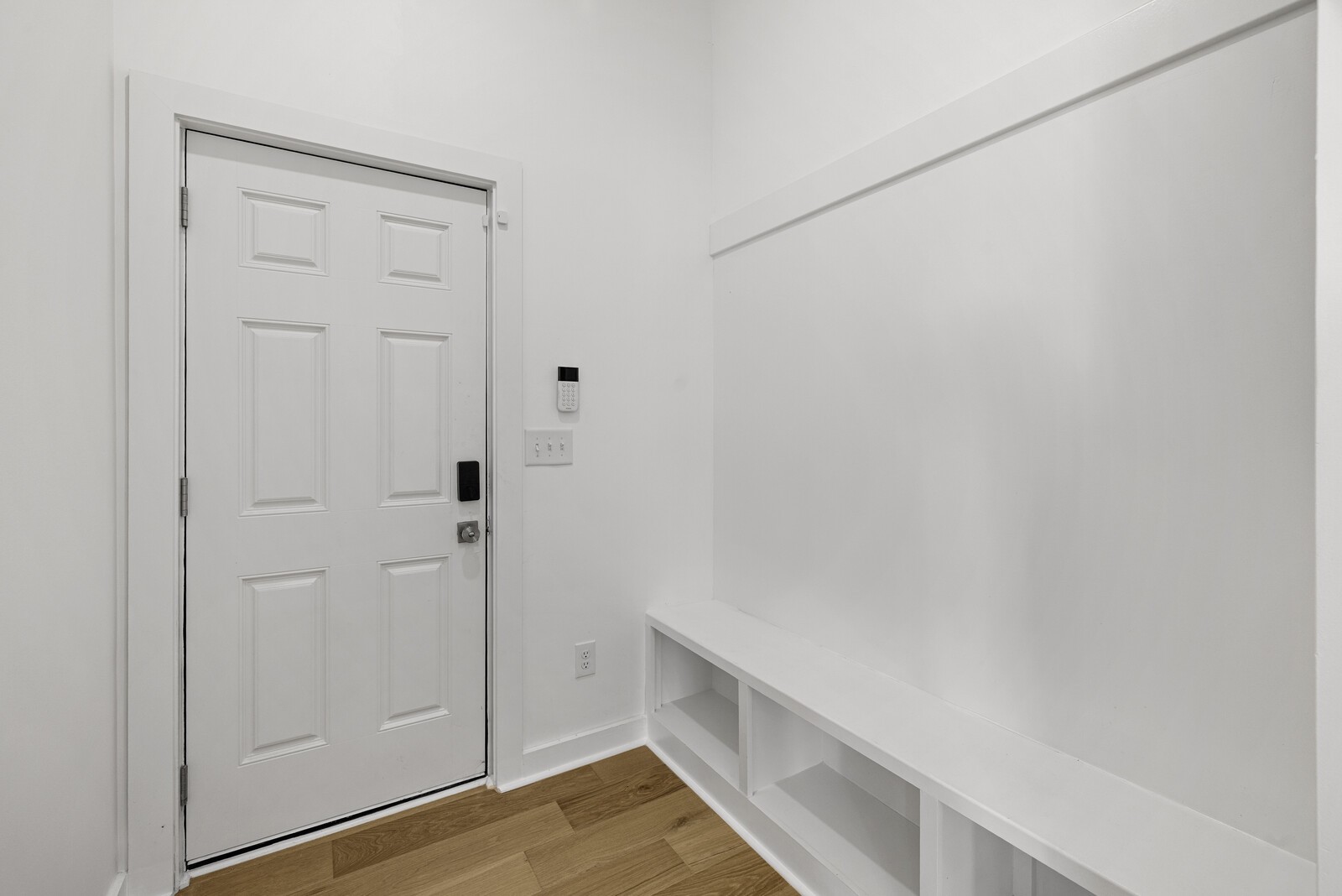 1700 Underwood St Property Photo 15