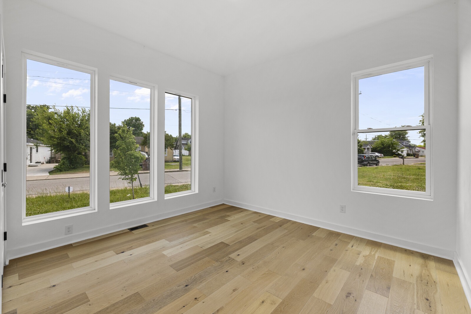 1700 Underwood St Property Photo 16