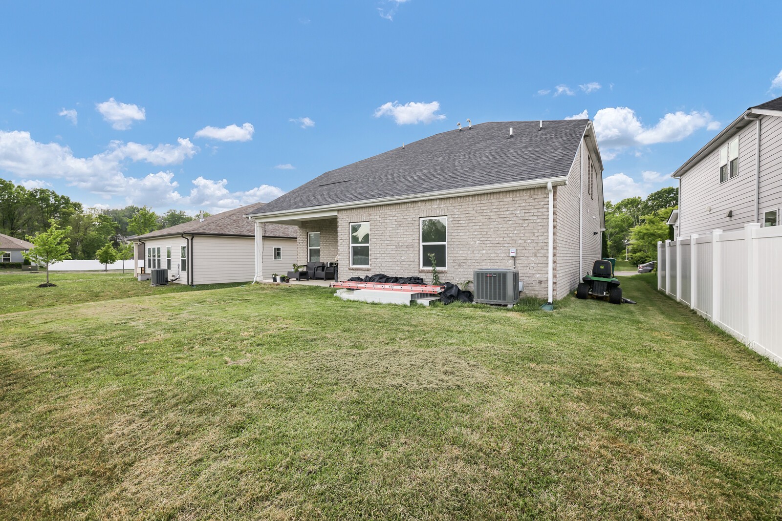 2453 Prairie Hill Dr Property Photo 26