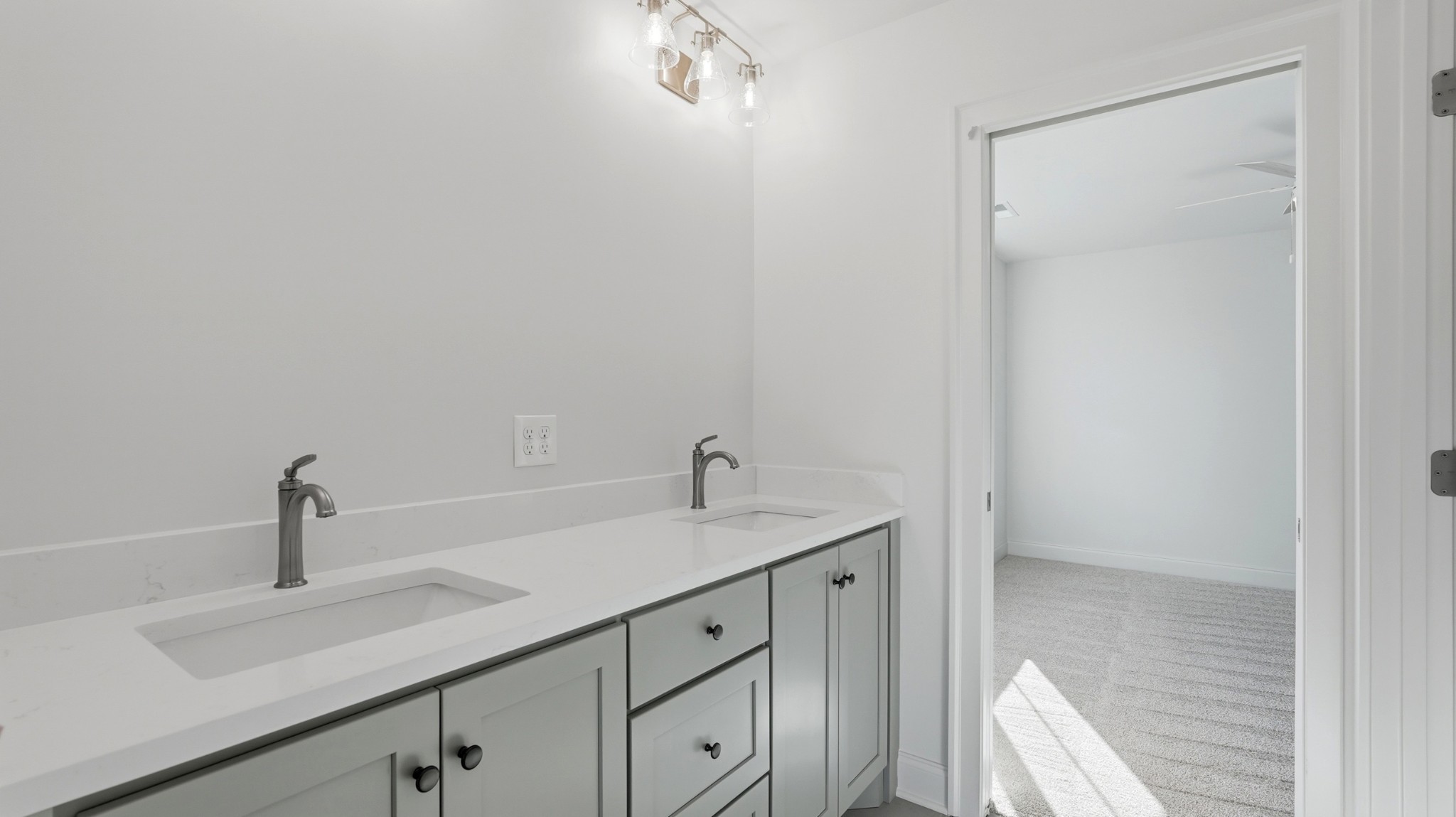 5544 Sinclair St Property Photo 34