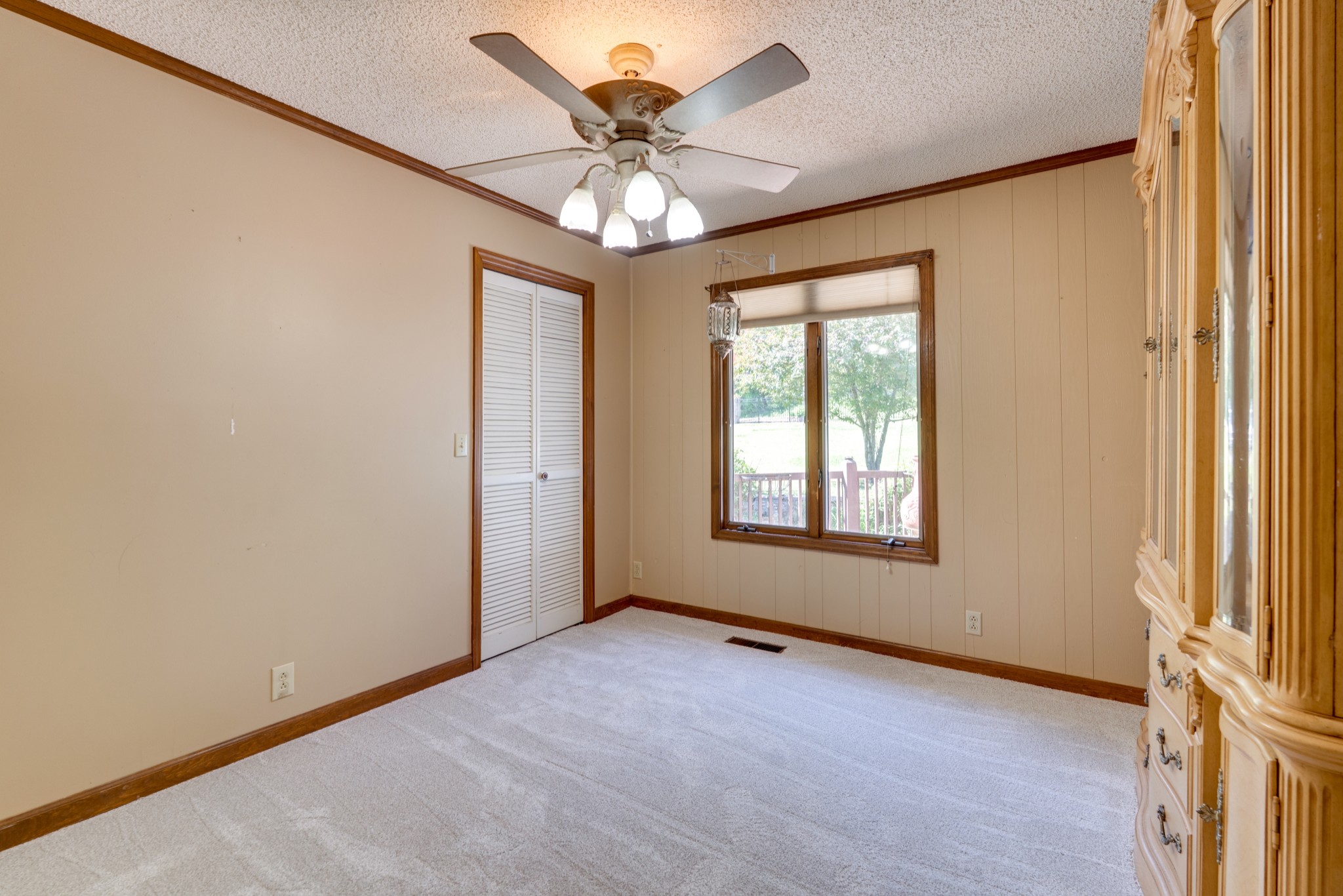 692 Tanglewood Dr Property Photo 24