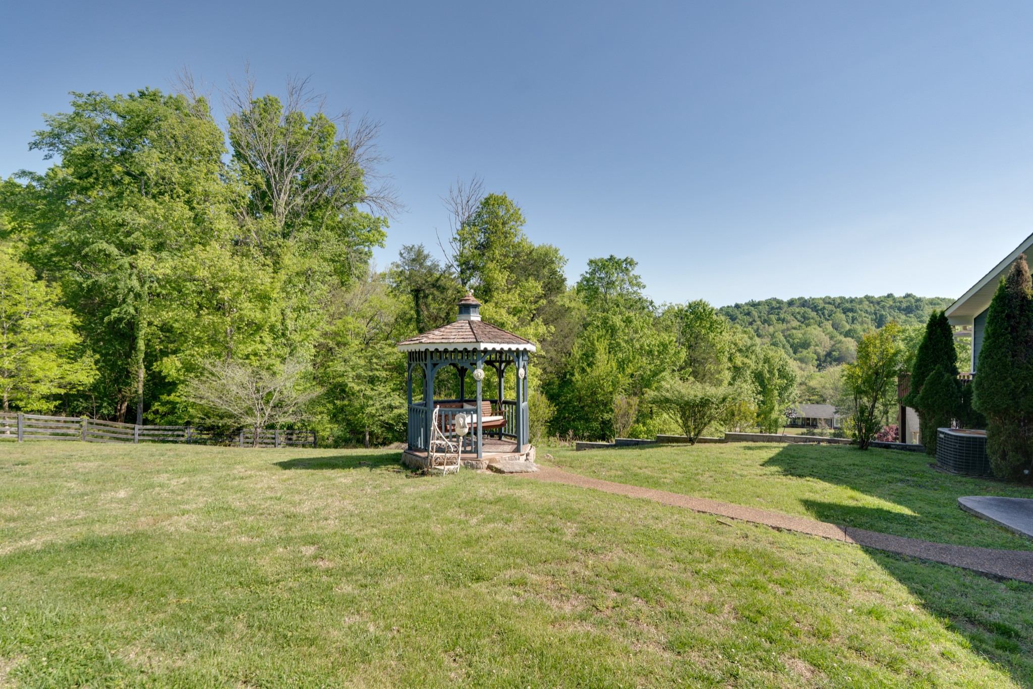 692 Tanglewood Dr Property Photo 36