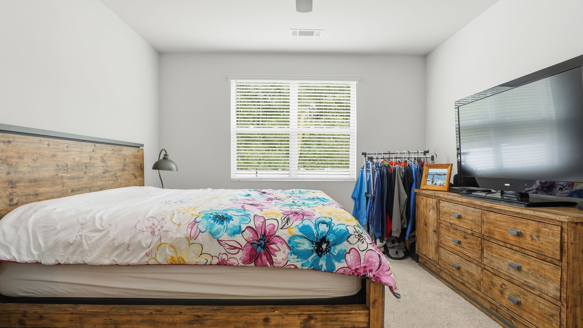 7085 Scotlyn Way Property Photo 14