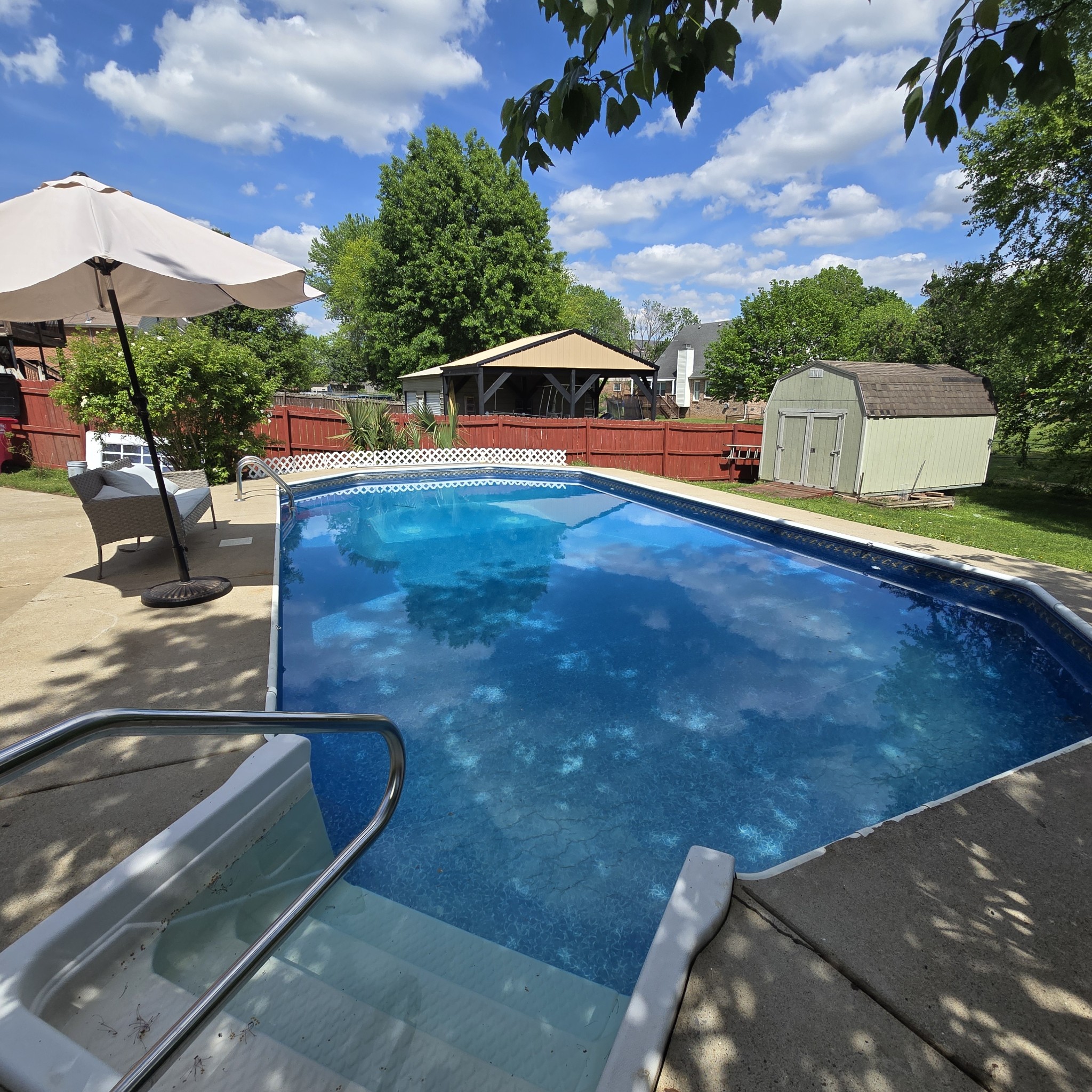 1327 Bluebonnet Dr Property Photo 1