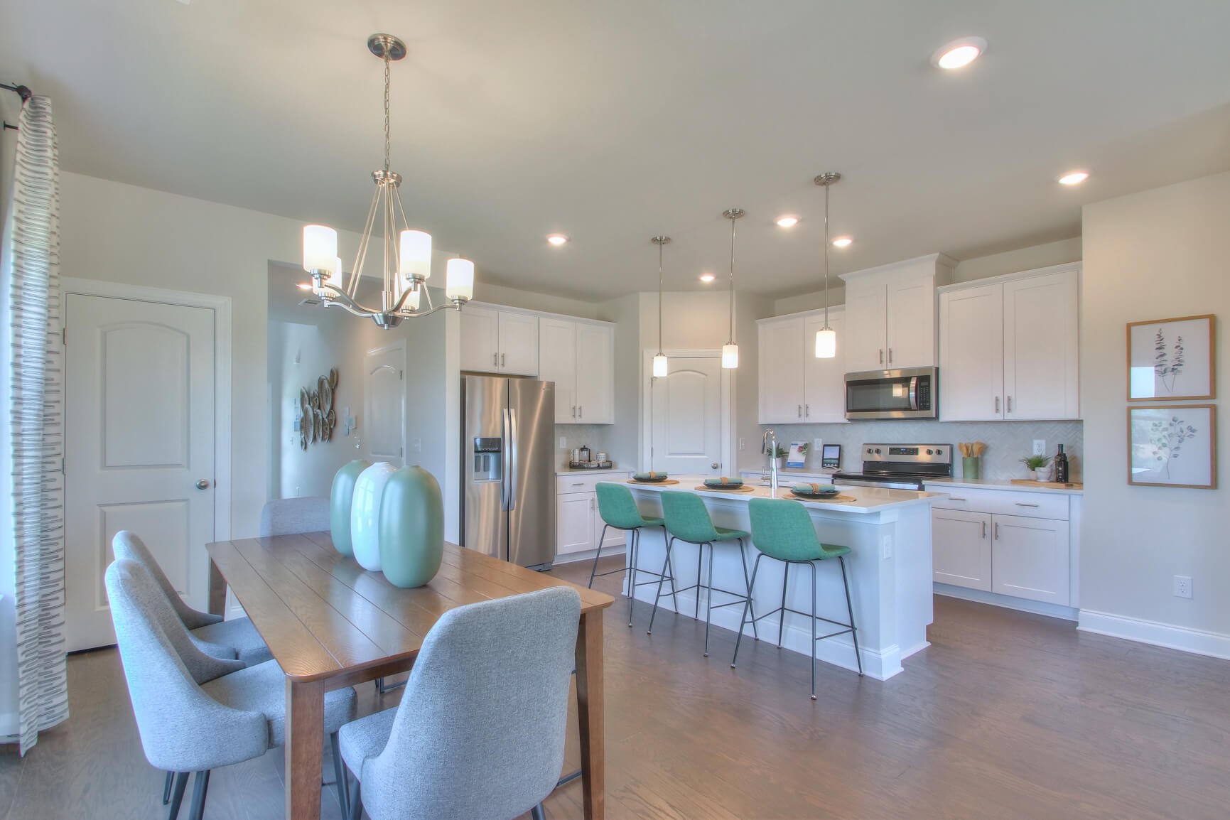 1774 Flora Grv Property Photo 7