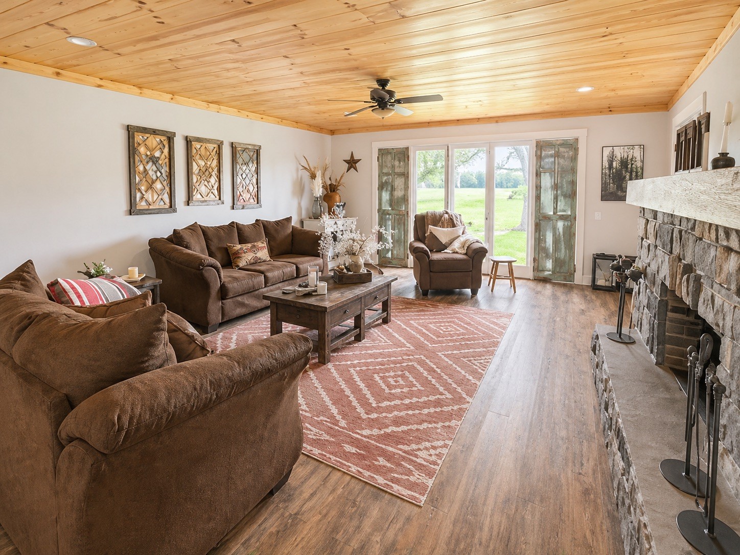 2600 State Line Rd, W Property Photo 4