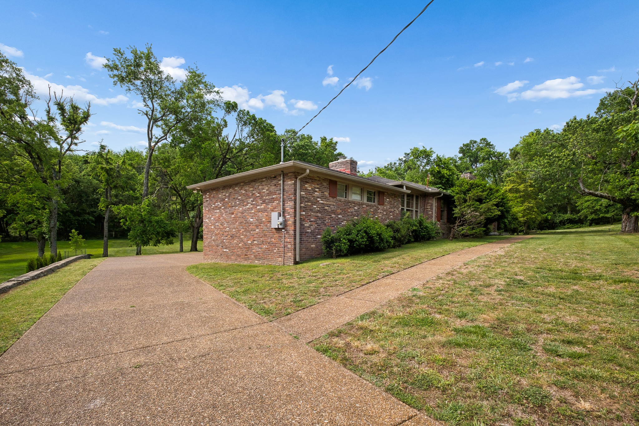 1311 Tyne Blvd Property Photo 15