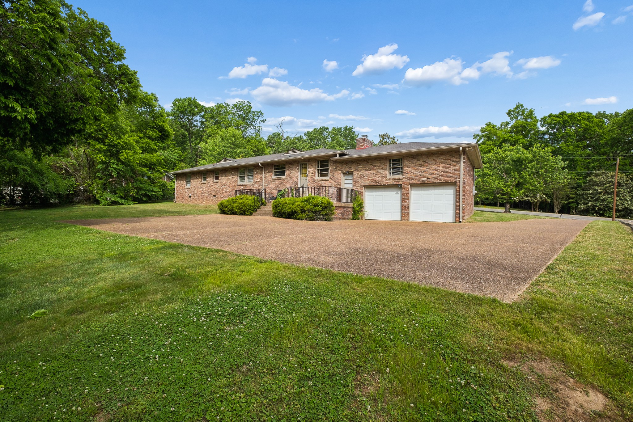 1311 Tyne Blvd Property Photo 17