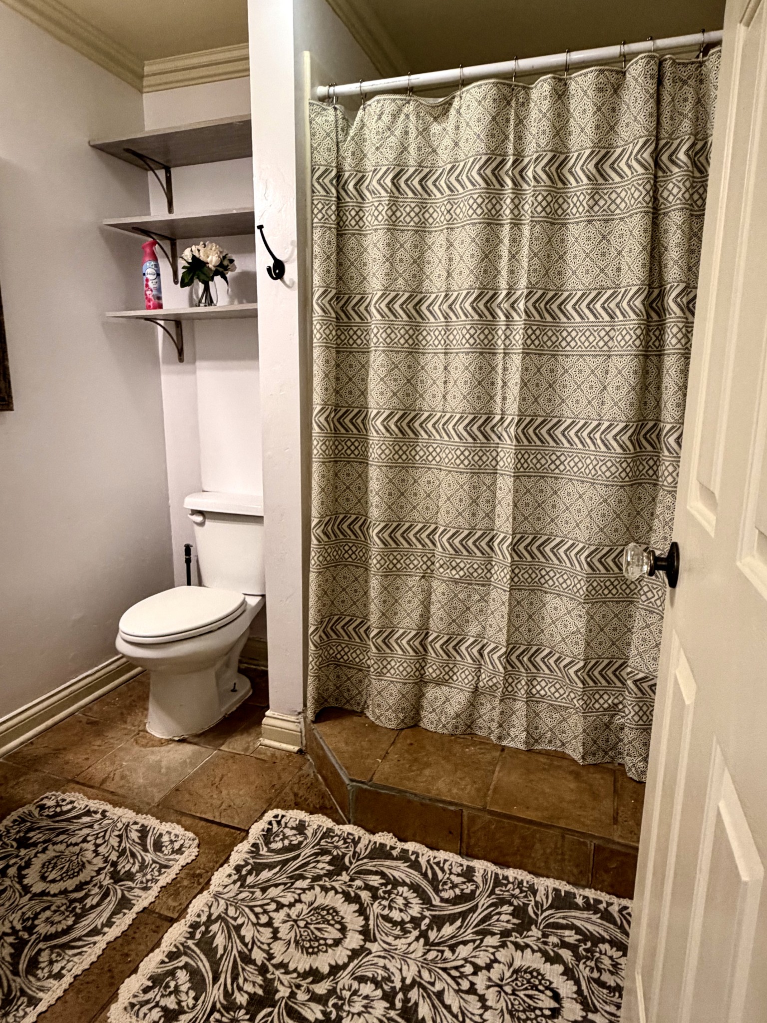 7035 Willowick Dr Property Photo 22