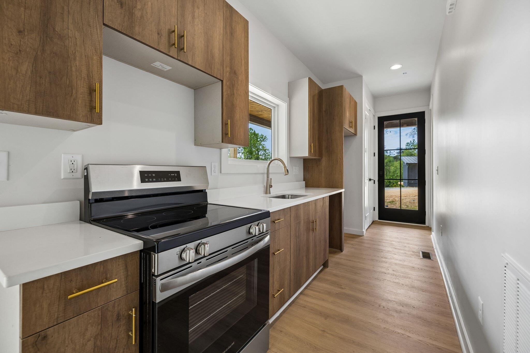 44 Dwellings Drive Property Photo 14