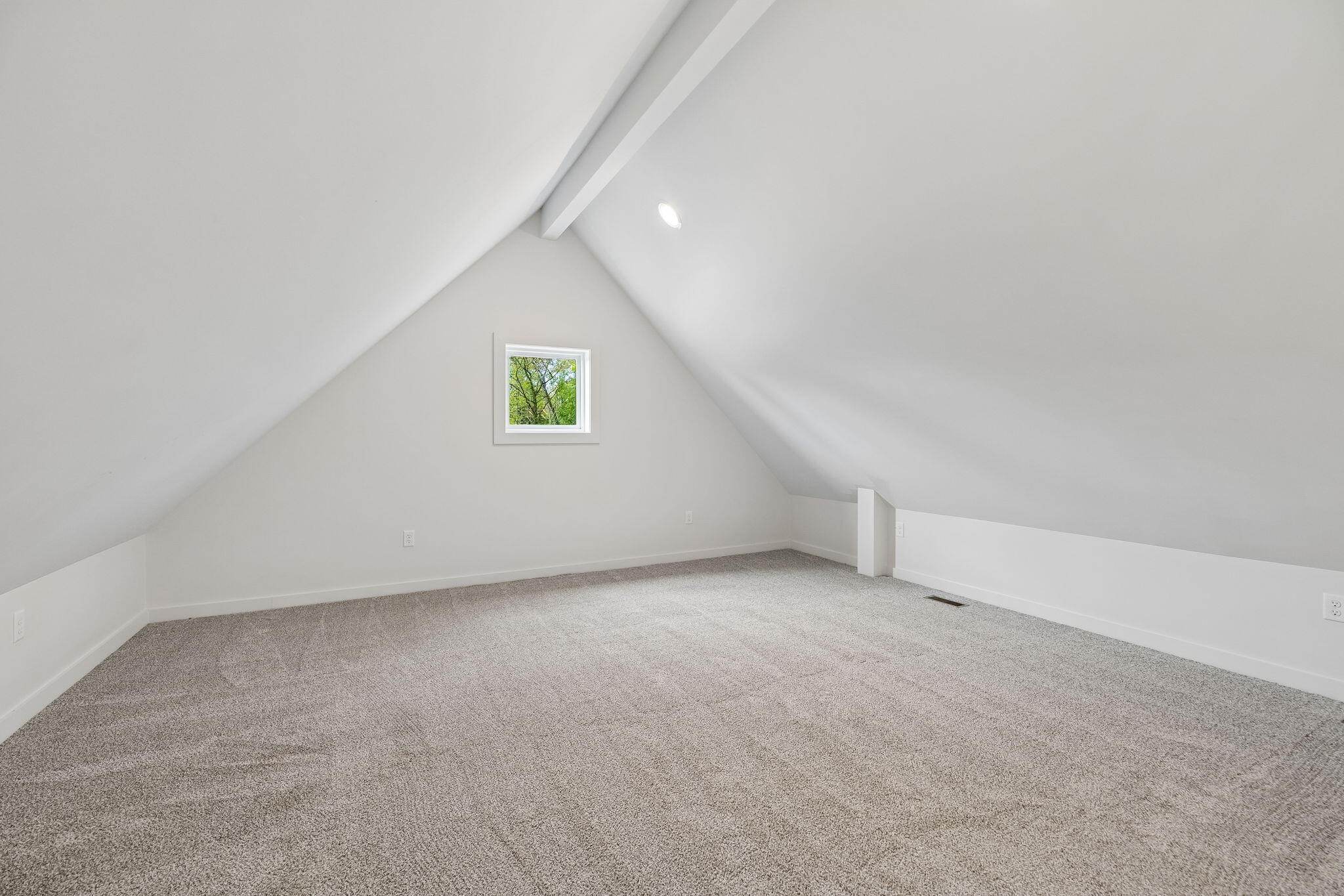 44 Dwellings Drive Property Photo 25