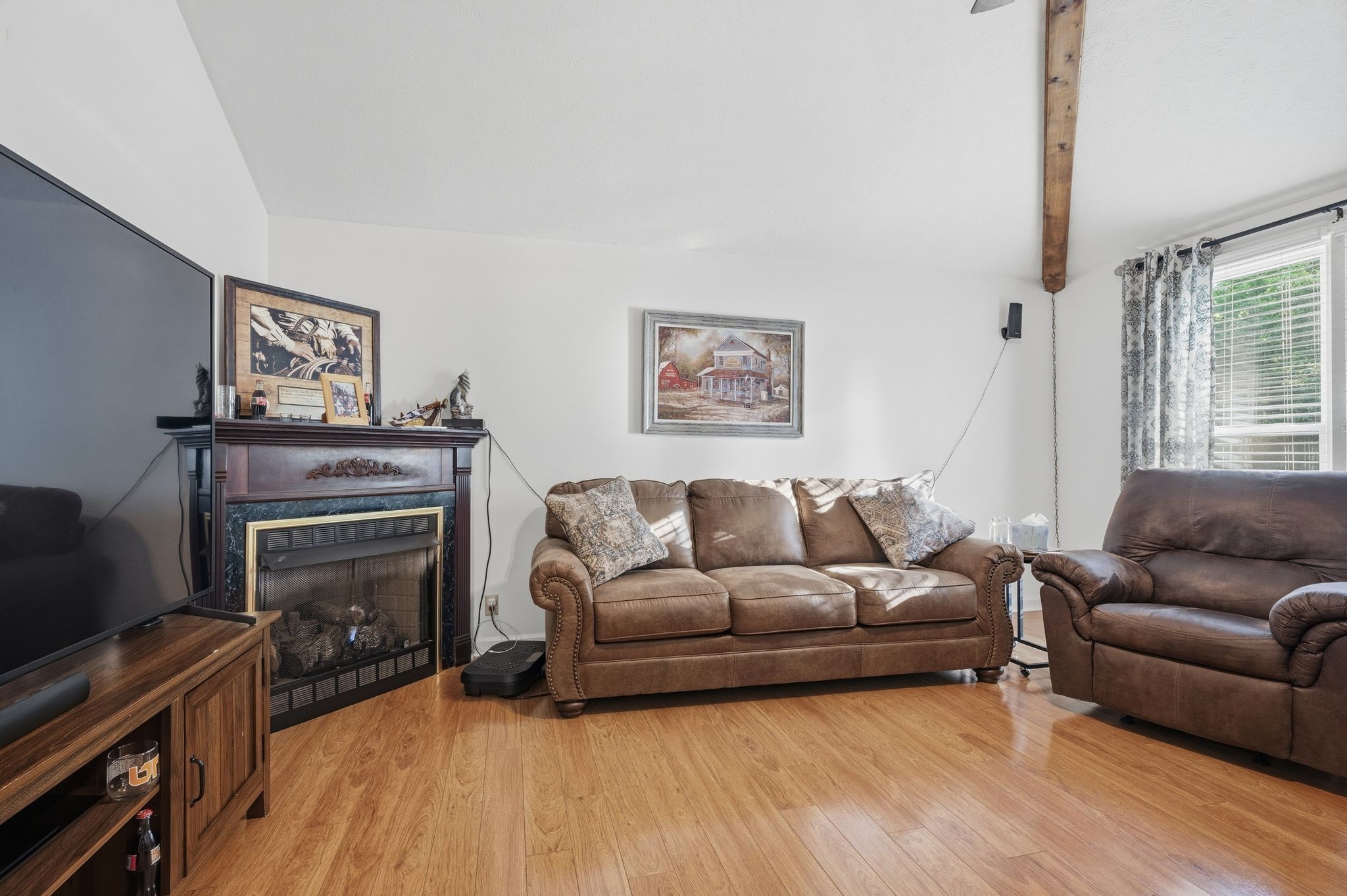 107 Valley Rd Property Photo 10
