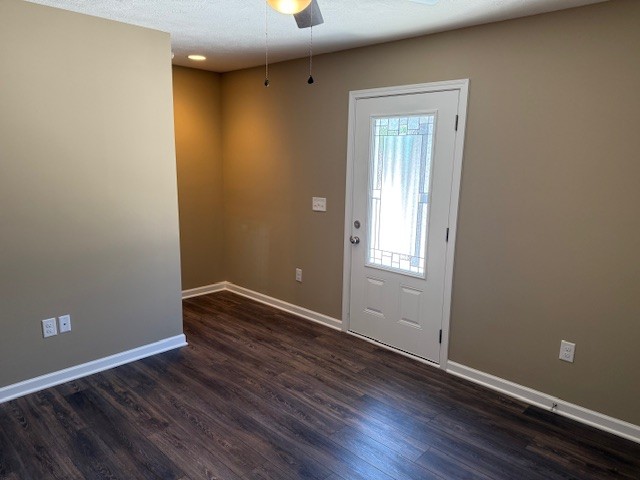 1416 E Lincoln St Property Photo 3