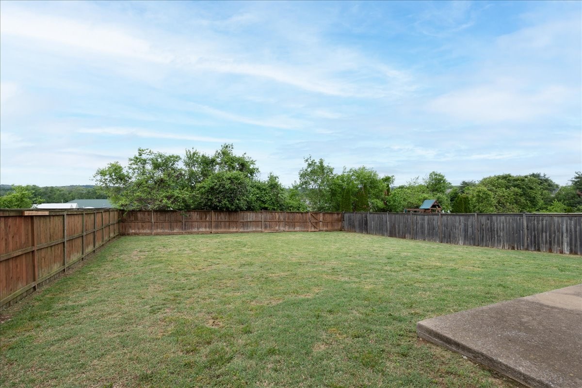400 Stratford Park Blvd Property Photo 25